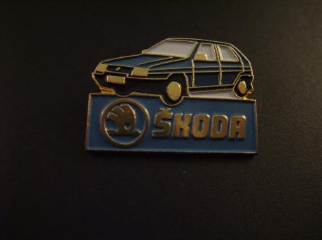 Skoda ( Škoda) Favorit.voorwiel aangedreven auto